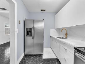 3680 NW 16th St, Miami FL 33125