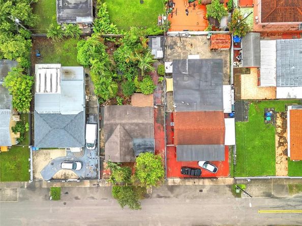 3680 NW 16th St, Miami FL 33125
