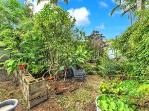 3680 NW 16th St, Miami FL 33125