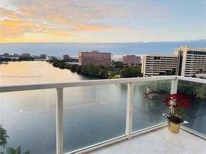 5085 NW 7th St 1101, Miami FL 33126