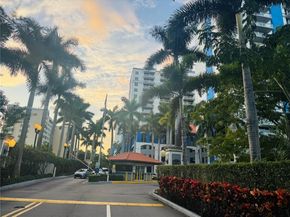 5085 NW 7th St 1101, Miami FL 33126