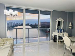 5085 NW 7th St 1101, Miami FL 33126