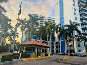 5085 NW 7th St 1101, Miami FL 33126