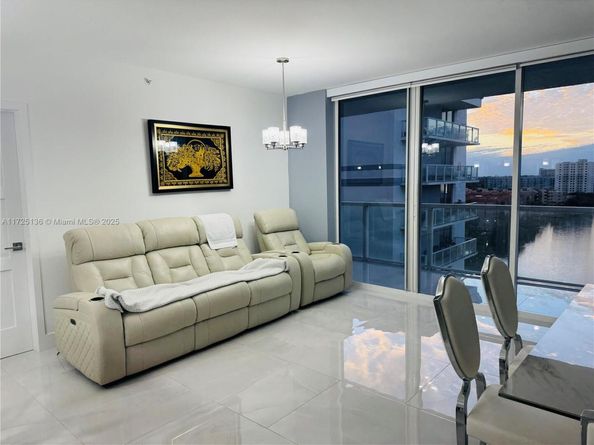 5085 NW 7th St 1101, Miami FL 33126