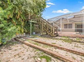 20211 NW 10th St, Pembroke Pines FL 33029