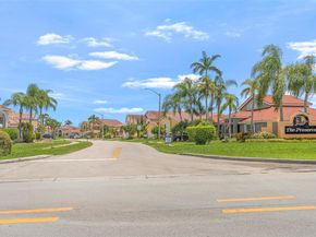 20211 NW 10th St, Pembroke Pines FL 33029