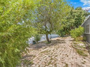 20211 NW 10th St, Pembroke Pines FL 33029