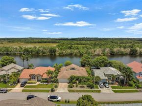 20211 NW 10th St, Pembroke Pines FL 33029