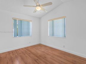 20211 NW 10th St, Pembroke Pines FL 33029