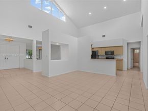 20211 NW 10th St, Pembroke Pines FL 33029