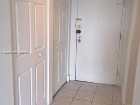 486 NW 165th St Rd B405, Miami FL 33169