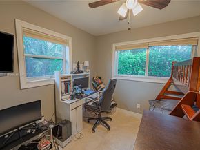 735 NW 122nd St, North Miami FL 33168
