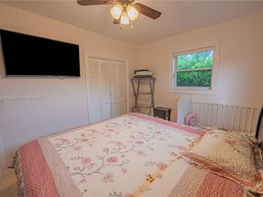 735 NW 122nd St, North Miami FL 33168