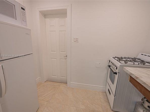 735 NW 122nd St, North Miami FL 33168