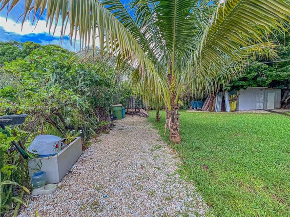735 NW 122nd St, North Miami FL 33168