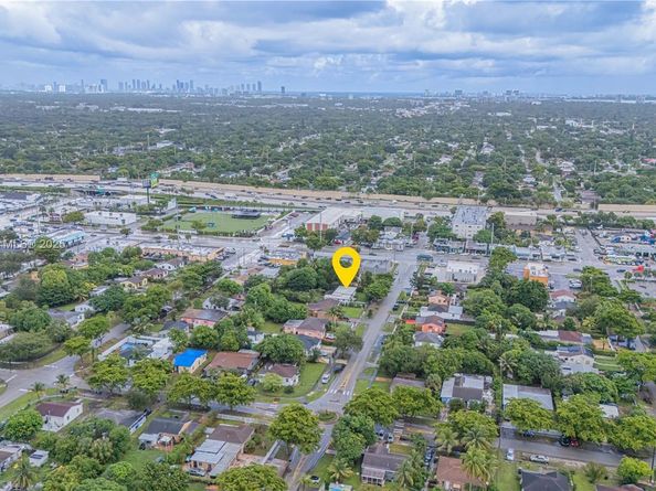 735 NW 122nd St, North Miami FL 33168
