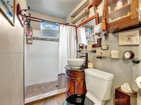 1401 NE 33rd St, Oakland Park FL 33334