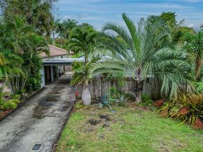 1401 NE 33rd St, Oakland Park FL 33334