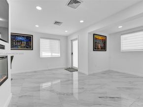 7101 SW 21st St, Miami FL 33155