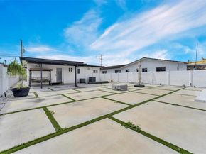 7101 SW 21st St, Miami FL 33155
