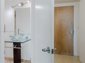 350 S Miami Ave 1814, Miami FL 33130