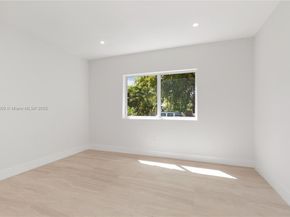 2251 SW 20th St, Miami FL 33145