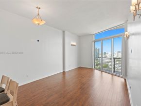 335 S Biscayne Blvd UPH02, Miami FL 33131