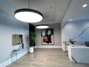 140 S Dixie Hwy 507, Hollywood FL 33020