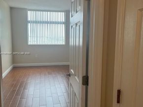 140 S Dixie Hwy 507, Hollywood FL 33020