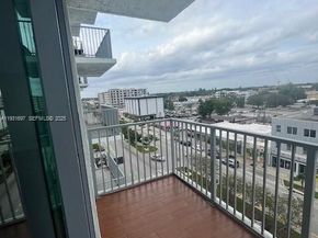 140 S Dixie Hwy 507, Hollywood FL 33020