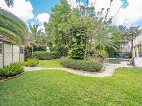 2604 NE 1st St, Homestead FL 33033