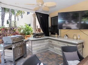 2604 NE 1st St, Homestead FL 33033