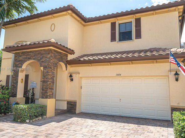 2604 NE 1st St, Homestead FL 33033