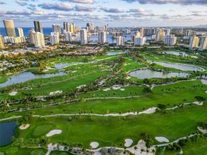 20367 W Country Club Dr L25, Aventura FL 33180