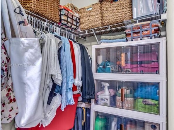 20367 W Country Club Dr L25, Aventura FL 33180