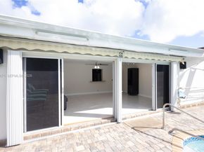 4480 NW 61st St, North Lauderdale FL 33319