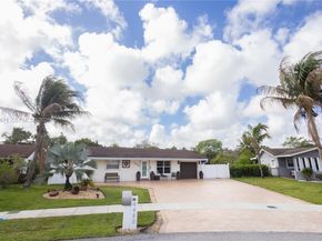 4480 NW 61st St, North Lauderdale FL 33319