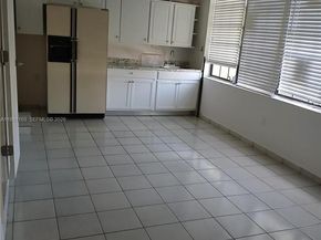 20530 Eagle Nest Rd, Cutler Bay FL 33189