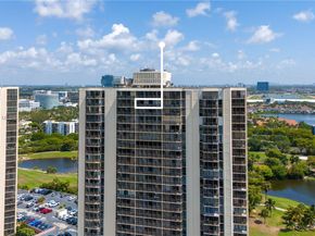20379 W Country Club Dr 2636, Aventura FL 33180