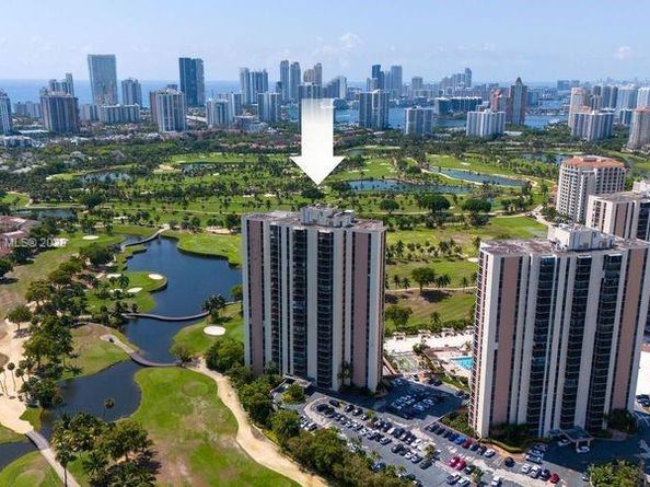 20379 W Country Club Dr 2636, Aventura FL 33180