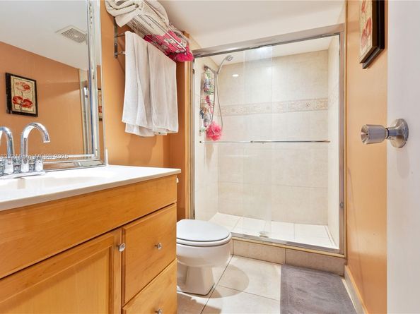 20379 W Country Club Dr 2636, Aventura FL 33180