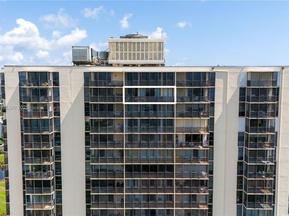 20379 W Country Club Dr 2636, Aventura FL 33180