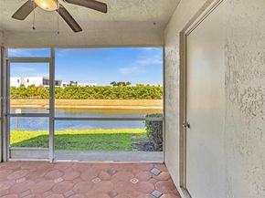 60 Key West Ct 60, Weston FL 33326