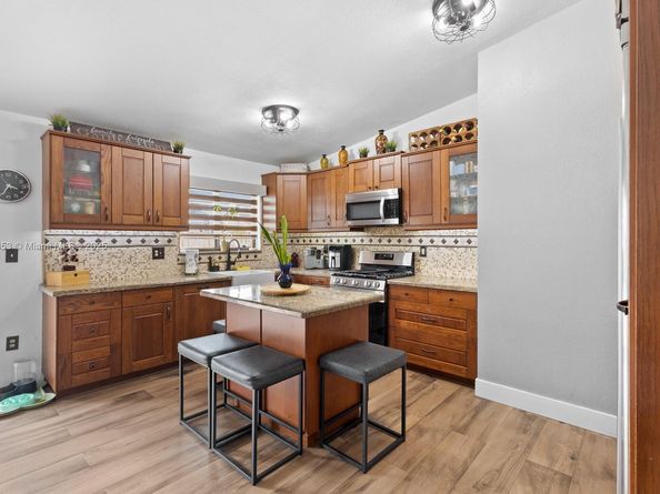14789 SW 176th St, Miami FL 33187
