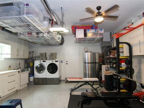 10912 NW 58th Ter, Doral FL 33178