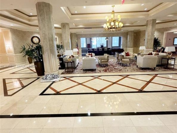 16101 Emerald Estates Dr 138, Weston FL 33331