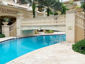 16101 Emerald Estates Dr 138, Weston FL 33331