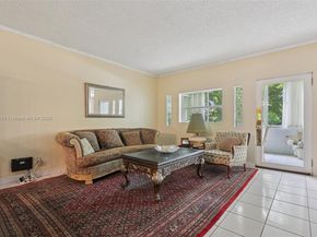 4350 Hillcrest Dr 303, Hollywood FL 33021