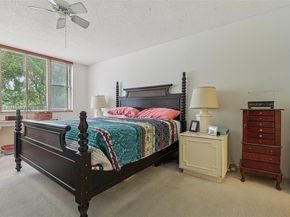 4350 Hillcrest Dr 303, Hollywood FL 33021