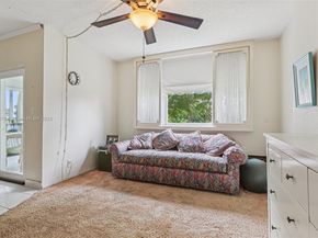 4350 Hillcrest Dr 303, Hollywood FL 33021